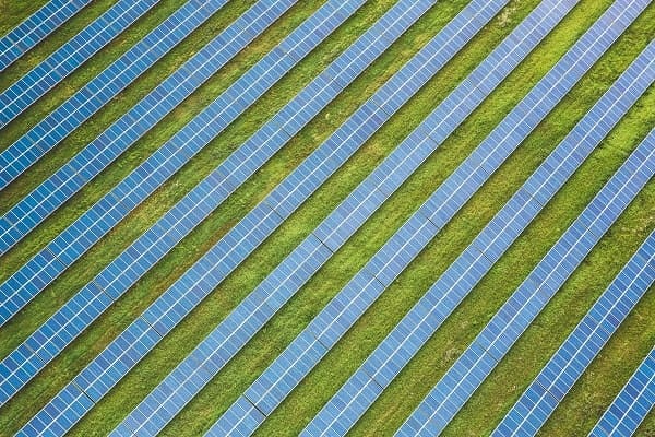 انرژی خورشیدی- مزارع خورشیدی